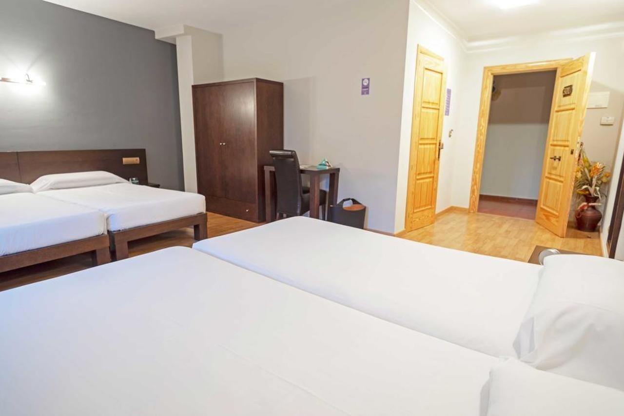 Hotel Alda トルデシリャス エクステリア 写真