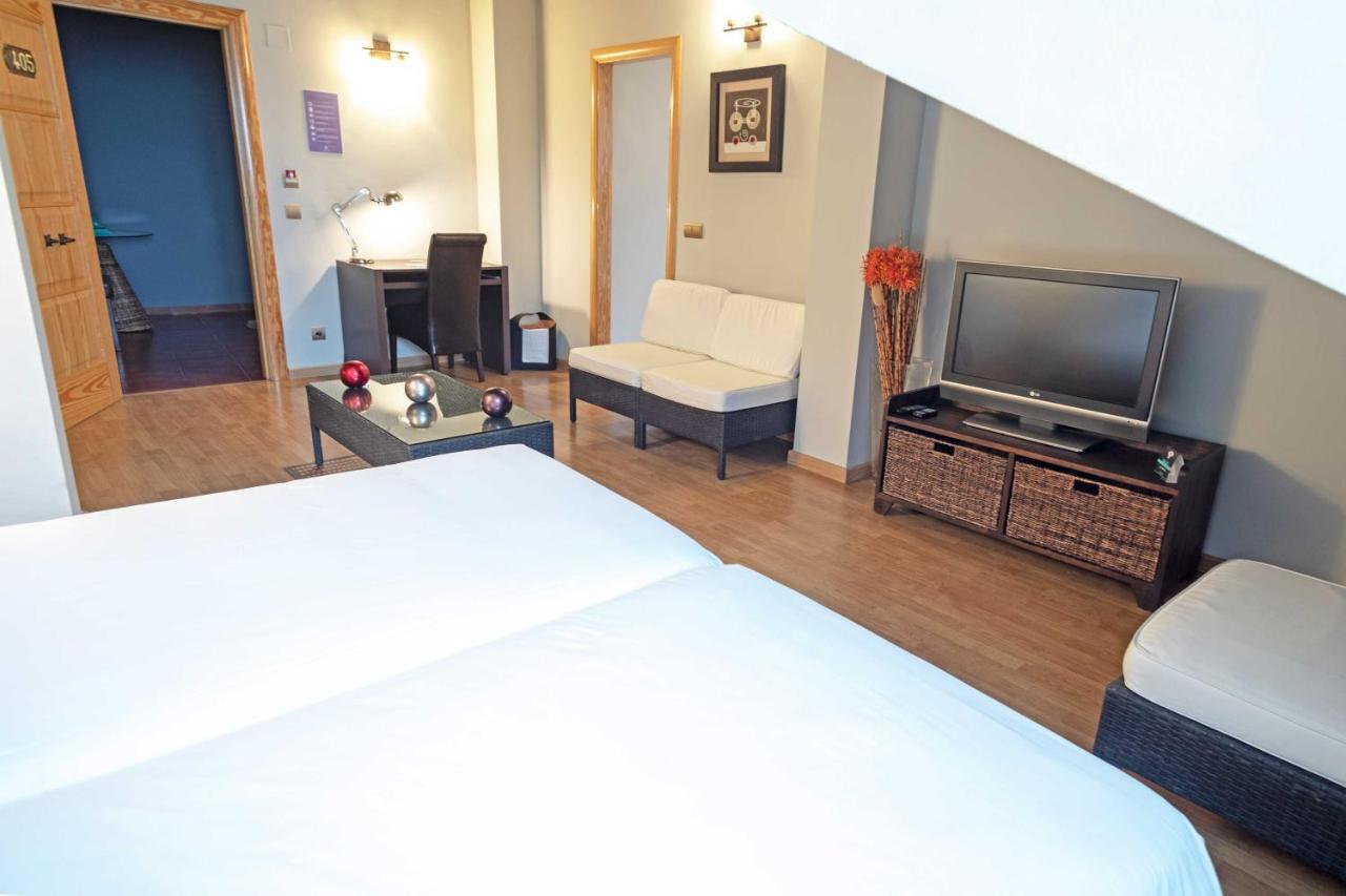 Hotel Alda トルデシリャス エクステリア 写真