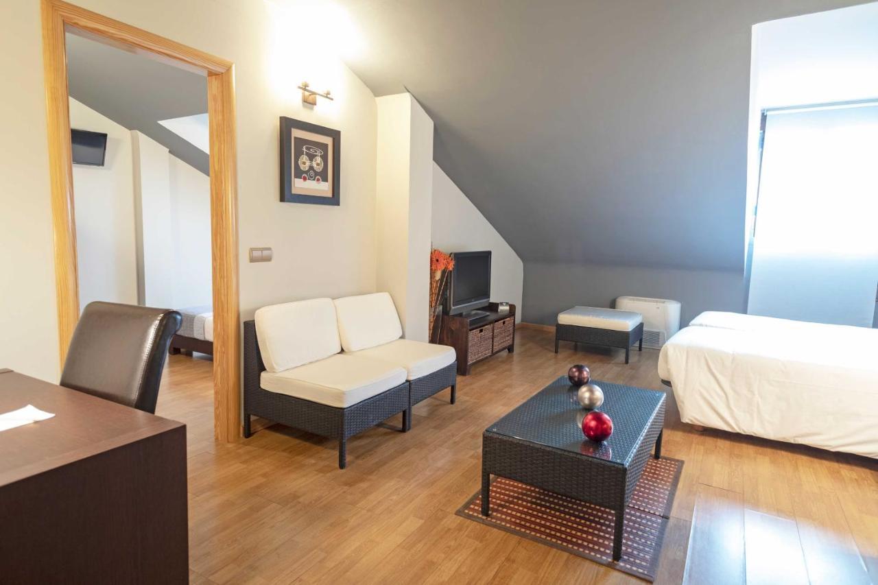 Hotel Alda トルデシリャス エクステリア 写真